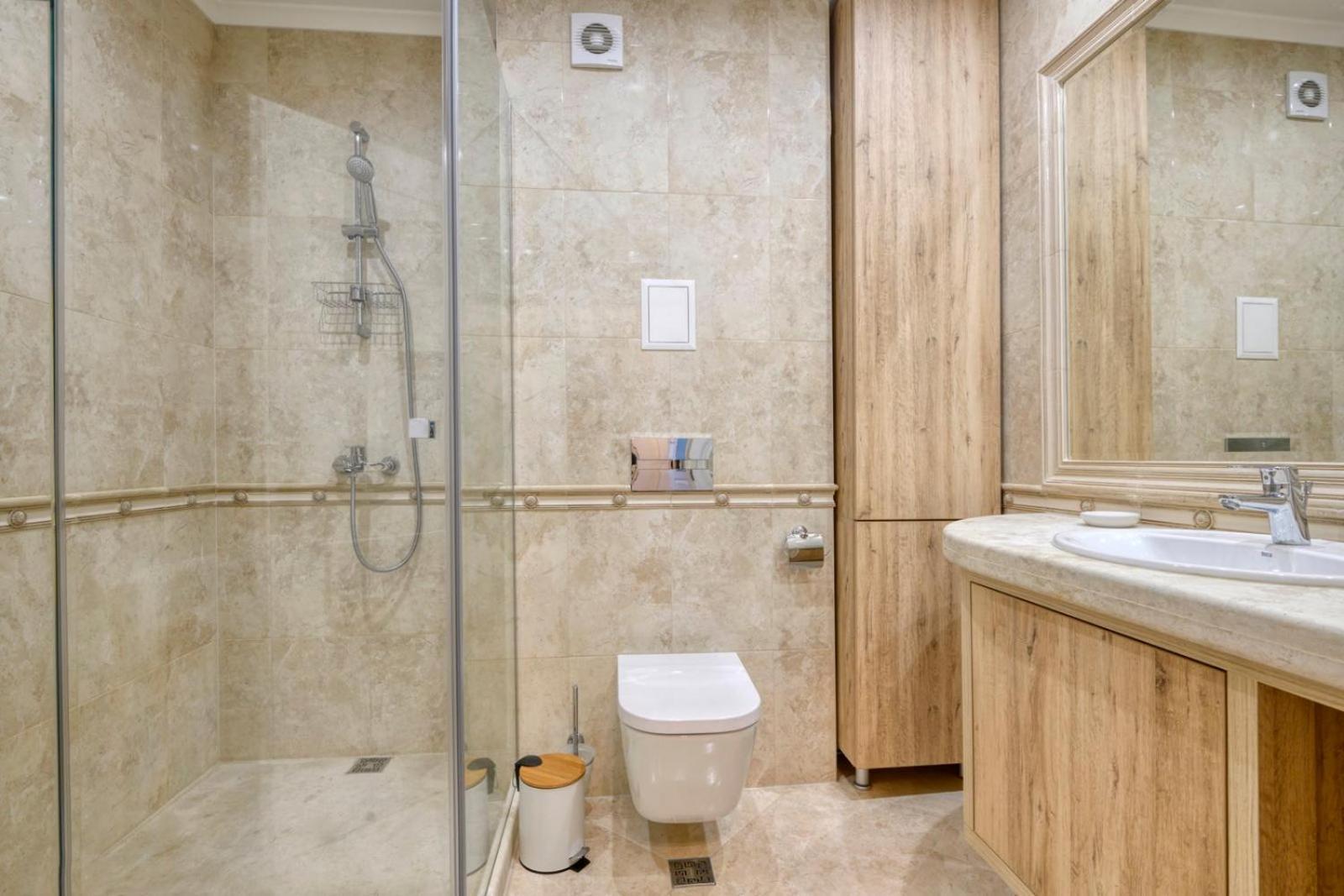 Apartment Grand Karavel Centre Varna Exterior foto
