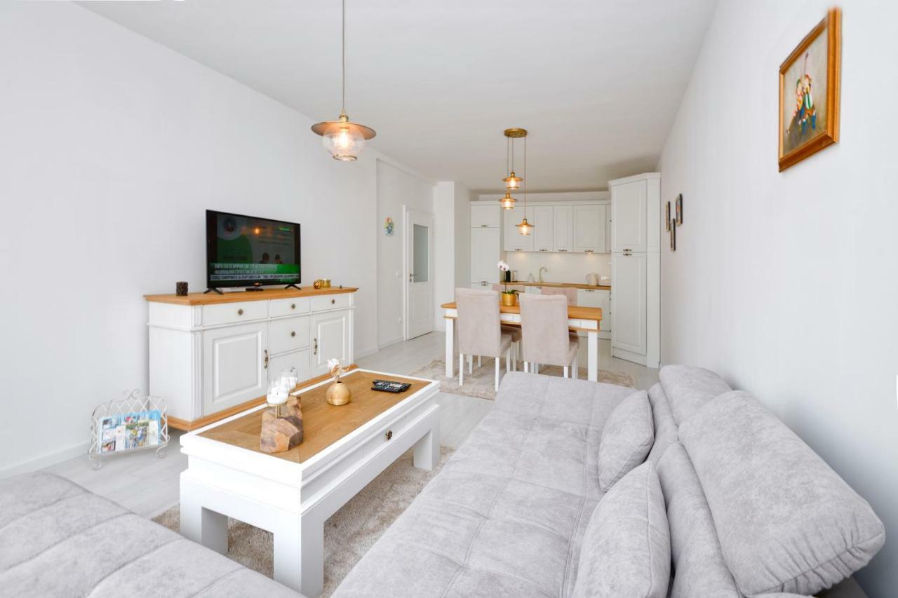 Apartment Grand Karavel Centre Varna Exterior foto